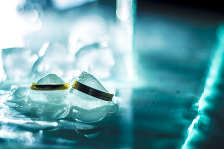 Wedding rings on iceの写真素材