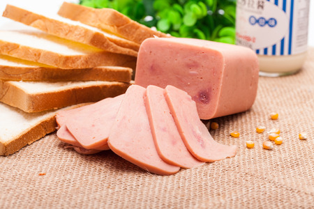 Luncheon meat