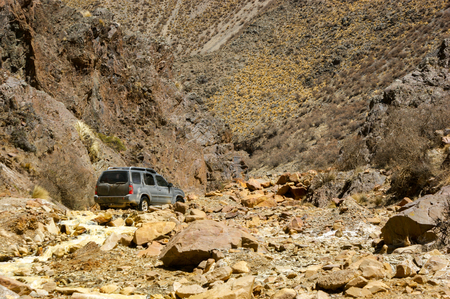 crossing in 4 x 4 by roads off route in the Argentine north between the mountains, valleys and riversのeditorial素材