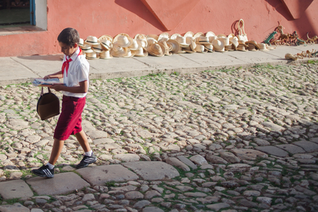 HAVANA, CUBA - NOVEMBER 3, 2012: Girl scouts walk on the streets in Cubaのeditorial素材