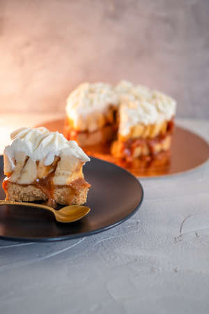 Banoffi cake made of shortbread, bananas and homemade caramel,