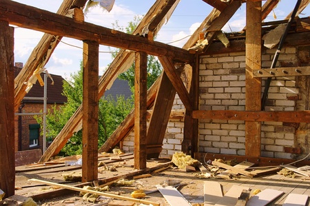 roof truss demolish のeditorial素材