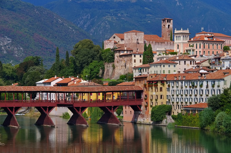 Bassano del Grappa Ponte Vecchio in northern Italyのeditorial素材