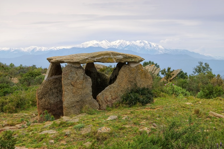 Dolmen Vinyes Mortes in Catalonia, Spainの写真素材