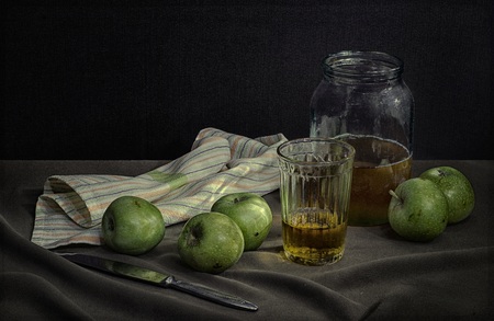 apple ciderの写真素材