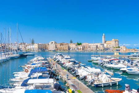 Panoramic view of the old portの写真素材
