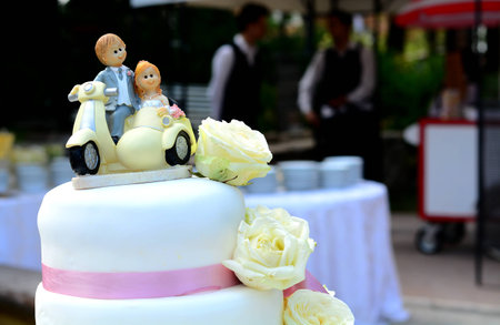 The wedding and the cakeの写真素材