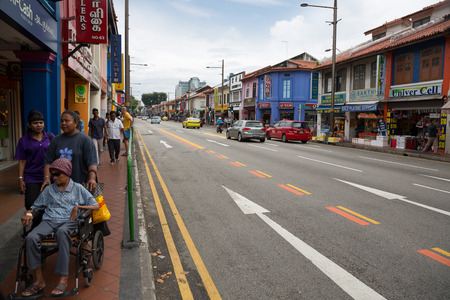 SINGAPORE - FEBRUARY 19, 2015: Little India or the Indian quarter, a very popular area with tourists visiting Singapore. Little India is commonly known as Tekka in the local Tamil community.のeditorial素材