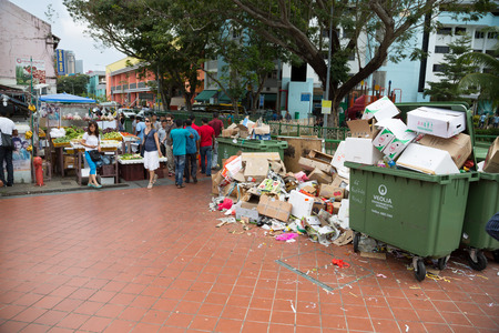 SINGAPORE - FEBRUARY 19, 2015: Little India or the Indian quarter, a very popular area with tourists visiting Singapore. Little India is commonly known as Tekka in the local Tamil community.のeditorial素材