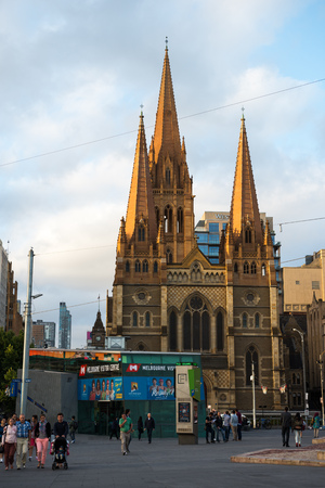 MELBOURNE, AUSTRALIA - DECEMBER 28, 2012: Cityscape image of Melbourne, during summer sunset. - 28 December 2012, Melbourne, Australia.のeditorial素材