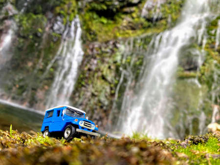 Blue four-wheel drive driving in front of a waterfall

tree, water, nature, river, forest, cascade, fall, landscape, flow, rock, green, creek, mountain, autumn, park, flapy, beautiful, graceful, natural, travel, koke, flow, treeの写真素材