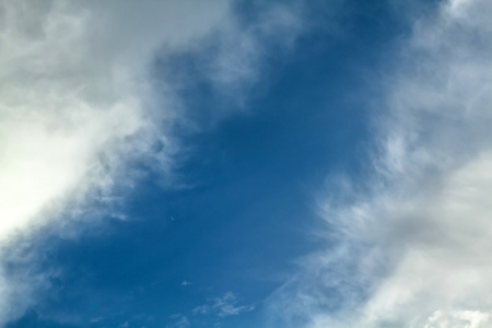 View white cloud with blue sky backgroundの写真素材