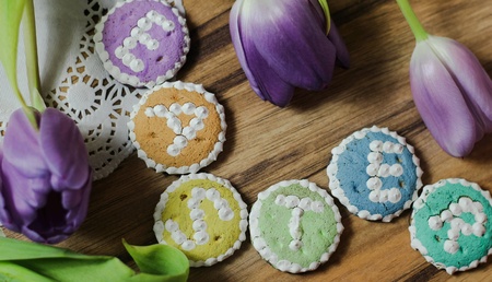 Easter cookies words tulipsの素材