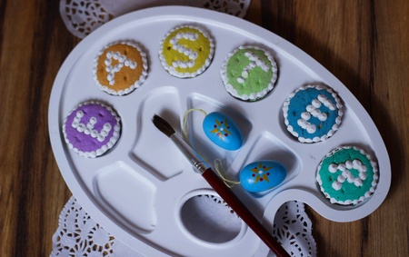 Easter cookies words painting brushpalette Eastereggsの素材