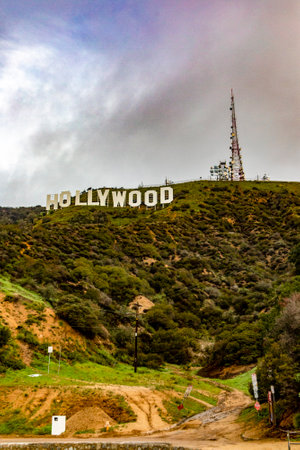 Los Angeles United States; January 15, 2023: Beautiful vertical photo of the Hollywood sign on the top of the Los Angeles mountain, in the state of California in the United States of America.のeditorial素材
