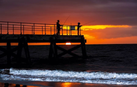 Jetty fishing by duskの素材