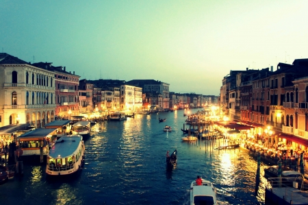 Romantic Grand Canal Sunset View from Rialto Bridge Venice Italy の素材
