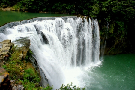 Shifen big waterfall Taipei Taiwan の素材