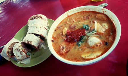Nyonya traditionam popiah and curry laksa の素材