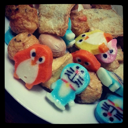 Doraemon and penguins fish ball for steamboat の素材