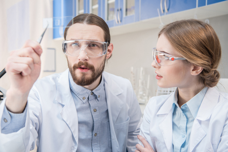 Two scientists at workの写真素材