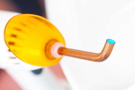 A tool used in dentistry for polimerising (hardening) composite restauration materials.の写真素材