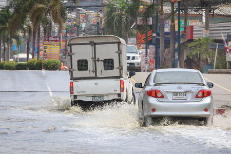 Samut Prakan, Thailand August 27, 2014: There was flooding on the street near the market in Bang Pu Industrial Estate after a very heavy rain.のeditorial素材