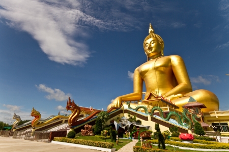 Gloden buddha wat muang Thailandのeditorial素材