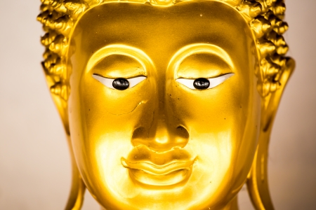 buddha statue wat phra that doi kham, chiangmai Thailandの写真素材