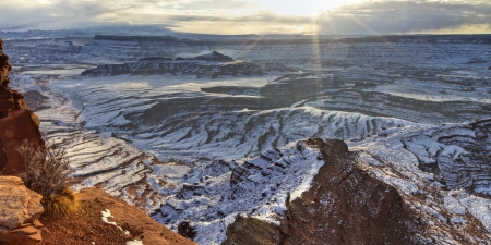 A winter sunrise panorama seen from the Dead Horse Point overlook in  Dead Horse Point State Park, Utah.の写真素材