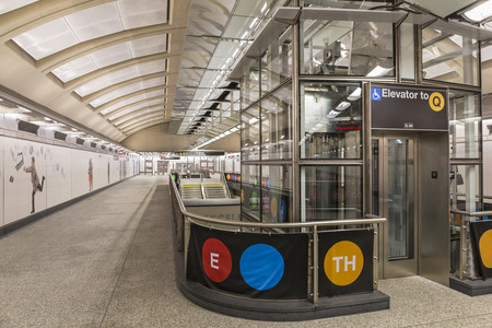 February 5, 2017: An elevator in the 72nd Street concourse of the new Second Avenue subway.のeditorial素材