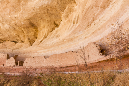 17 or 16 Room Ruin, an Ancestral Puebloan ruin in a north facing alcove along the San Juan River near Bluff, Utah.の写真素材