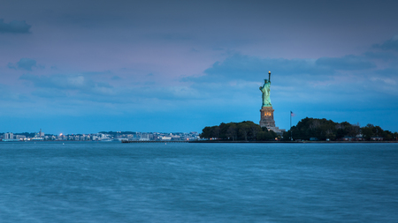 A view of Lower Manhattan from Liberty State Parkの写真素材