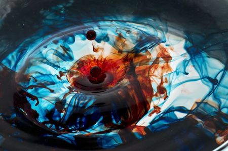 round red dropの写真素材