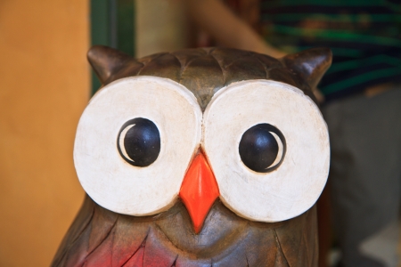 wood statue owlの写真素材