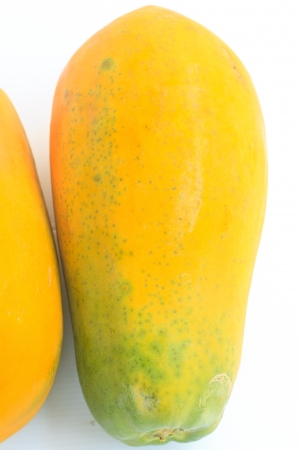 whole ripe papayasの写真素材