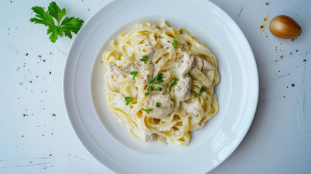 a pristine white plate, set against a backdrop of matching white background, desk, and wall, offering ample room for text or captionsの素材