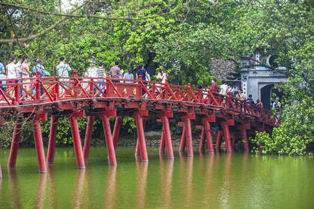 red bridgeのeditorial素材