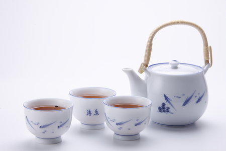 stock image of the japanese tea pot and cupsの写真素材