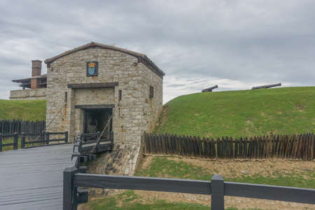Porter, New York, USA: Porte des Cinq Nations (Gate of the Five Nations), the entrance to Fort Niagara, named in honor of the Iroquois Confederacy.のeditorial素材