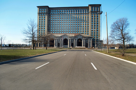 Detroit, Michigan USA, April 8, 2018, Michigan Central Station, MCS, Train Depot Detroit With Ambassador Bridge in the Distanceのeditorial素材