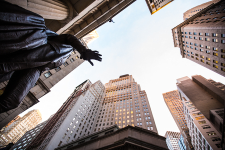 George Washington statue in front of the Federal Hall National memorial in New York Cityのeditorial素材