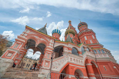 St. Basil's Cathedral - an Orthodox church on Red Square in Moscow, a well-known monument of Russian architecture.のeditorial素材