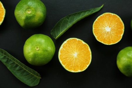 resh organic green Lime fruitsの写真素材