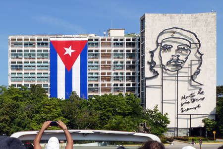 Havana city, the building with Che Guevara muralのeditorial素材