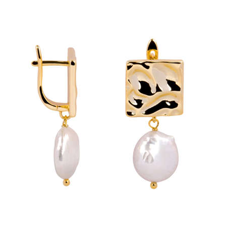 Luxury elegant baroque pearl golden earrings isolated on white background. close-up shotの写真素材