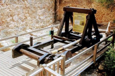 The restored catapult in Alanya Castle (Alanya, Turkey).の写真素材