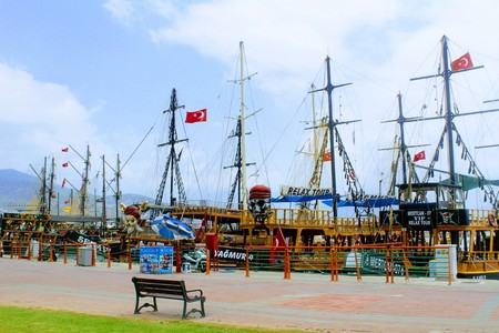 Sailing ships for sea excursions in the city harbor (Antalya, Turkey).のeditorial素材