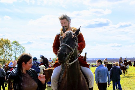 September, 16 2017, Tula, Russia - The International Military and Historical Festival "Kulikovo Field": viewers and participants of the festival.のeditorial素材