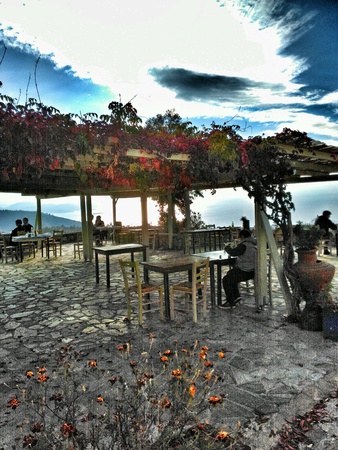 people in a restaurantの素材